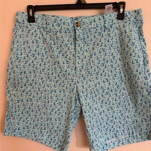 Vineyard Vines Blue Patterned Men's Flat Front Shorts